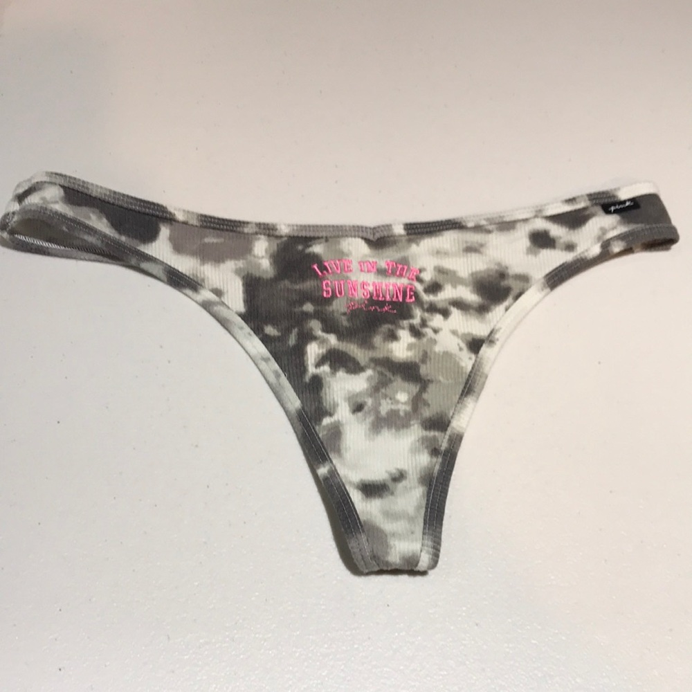 EUC Like New Victoria’s Secret Pink Thong/String Size XL